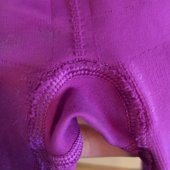 Lululemon 🍋 Pink Compression Pants - Picture 4 of 4